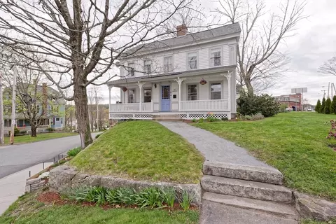 1 Hartford Ave S, Upton, MA 01568