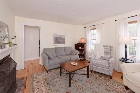 1 Hartford Ave S, Upton, MA 01568 photo 8