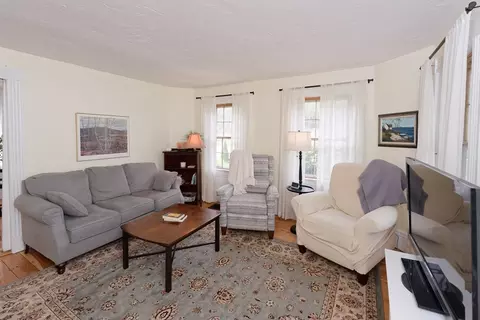1 Hartford Ave S, Upton, MA 01568 photo 7