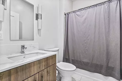 Bath - 10 Shipyard Dr #405, Hingham, MA 02043 photo 3 of 3