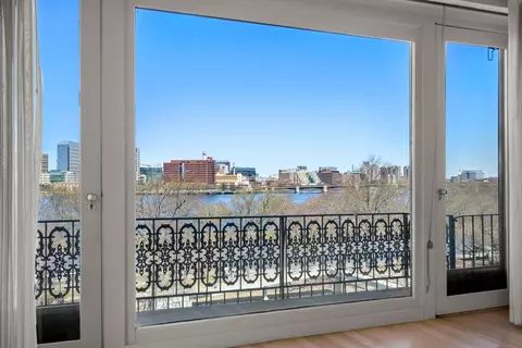 234 Beacon St #3B-4B, Boston, MA 02116