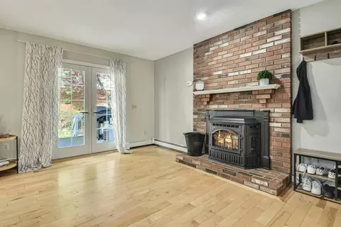 4 Houghton Rd, Sutton, MA 01590 photo 13