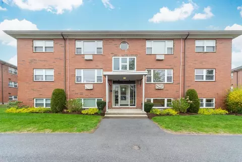 41 Warren St #B2, Waltham, MA 02453