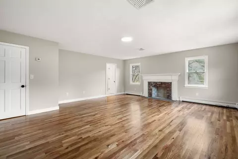 Living - 20 Pine St, Dover, MA 02030 photo 9 of 11