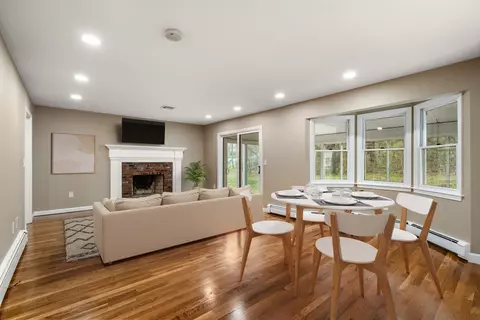 Living - 20 Pine St, Dover, MA 02030 photo 4 of 11