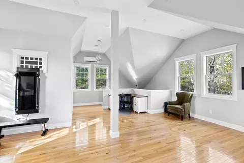 Entry Way - 100 Main St, Hingham, MA 02043 photo 5 of 5