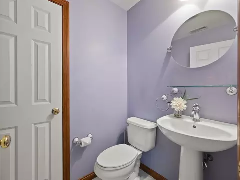 Bath - 5 Kenneth Rd, Georgetown, MA 01833 photo 5 of 5