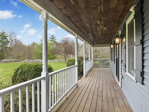 Exterior - 5 Kenneth Rd, Georgetown, MA 01833 photo 2 of 10