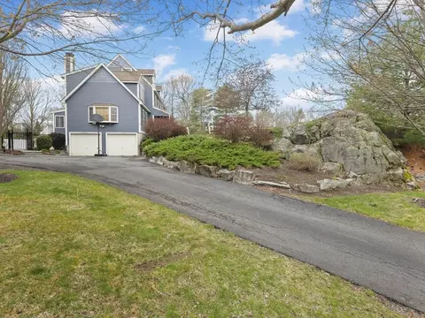 Exterior - 5 Kenneth Rd, Georgetown, MA 01833 photo 6 of 10