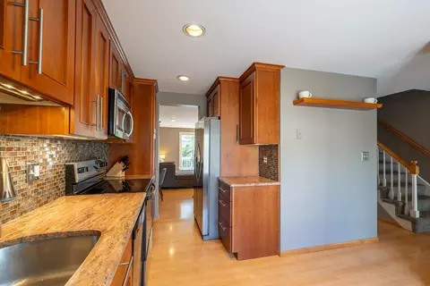 Kitchen - 37 Constitution Ln #2, Danvers, MA 01923 photo 2 of 3