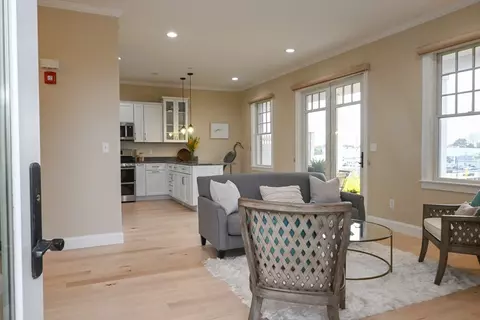 152 Water St #4, Danvers, MA 01923 photo 17