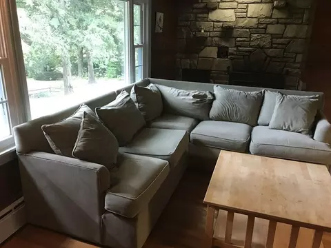 Living - 229 Worcester-providence Tpke, Sutton, MA 01590 photo 3 of 5