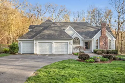 133 Nashaway Rd, Bolton, MA 01740