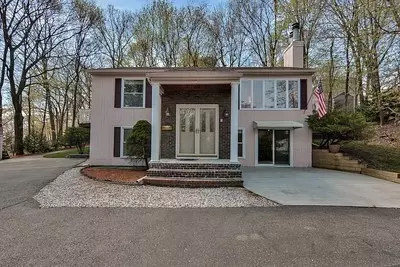 26 Washington Ave, Lynn, MA 01905