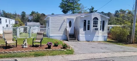 300 Nathan Ellis Hwy #42, Mashpee, MA 02649