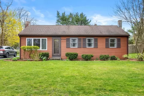 42 Wapping Rd, Kingston, MA 02364