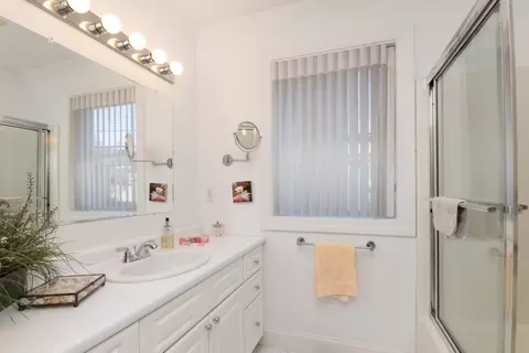 69 E Main #2, Gloucester, MA 01930 photo 33
