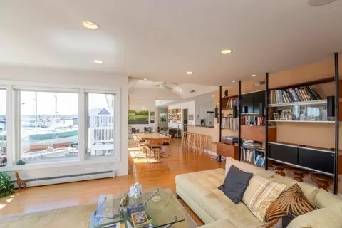 69 E Main #2, Gloucester, MA 01930 photo 17