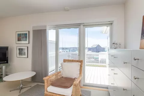 69 E Main #2, Gloucester, MA 01930 photo 28