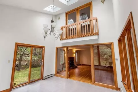 Living - 85 Hartford Ave S, Upton, MA 01568 photo 4 of 7