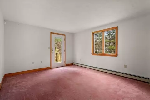 Bedroom - 85 Hartford Ave S, Upton, MA 01568 photo 1 of 4