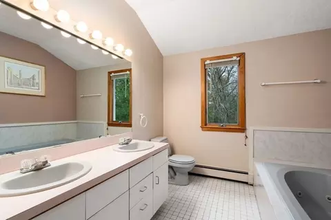 Bath - 85 Hartford Ave S, Upton, MA 01568 photo 1 of 1