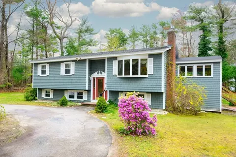 39 California St, Marshfield, MA 02050