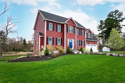 5 Farm Rd, West Bridgewater, MA 02379