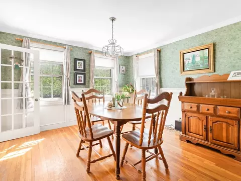 Dining - 170 Fruit St, Mansfield, MA 02048 photo 2 of 2
