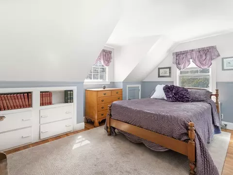 Bedroom - 170 Fruit St, Mansfield, MA 02048 photo 2 of 2