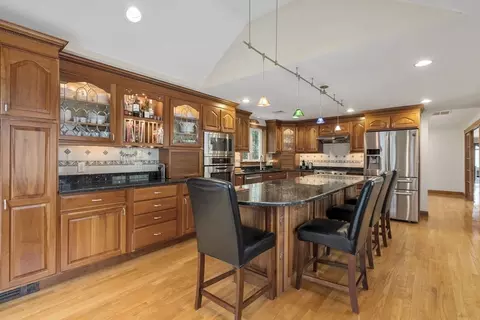 21 Bakers Hill Rd, Weston, MA 02493 photo 8