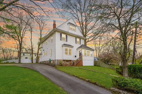 66 Glenellen Rd, Boston, MA 02132