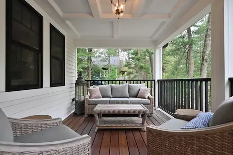 Exterior - 14 Forest Rd, Wakefield, MA 01880 photo 7 of 9