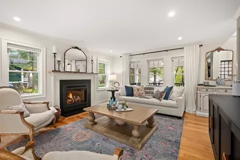 Living - 14 Forest Rd, Wakefield, MA 01880 photo 2 of 4