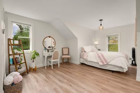 Bedroom - 14 Forest Rd, Wakefield, MA 01880 photo 4 of 4