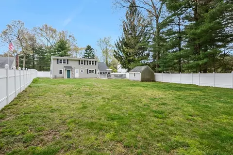 Exterior - 7 Ashdale, Canton, MA 02021 photo 8 of 9