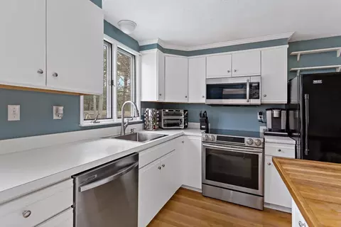 56 Brewster Rd, Mashpee, MA 02649 photo 9