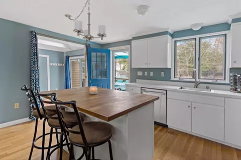 56 Brewster Rd, Mashpee, MA 02649 photo 7