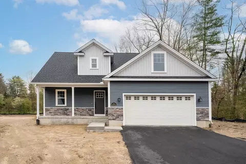 16 Steplar Xing #16, Easthampton, MA 01027