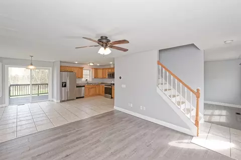 13 Ragina Ave, Webster, MA 01570 photo 4