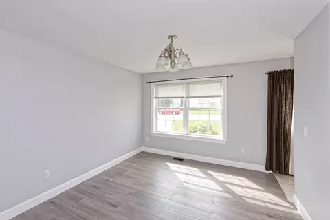 13 Ragina Ave, Webster, MA 01570 photo 10