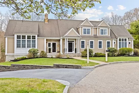 39 Arrowwood Dr, Scituate, MA 02066