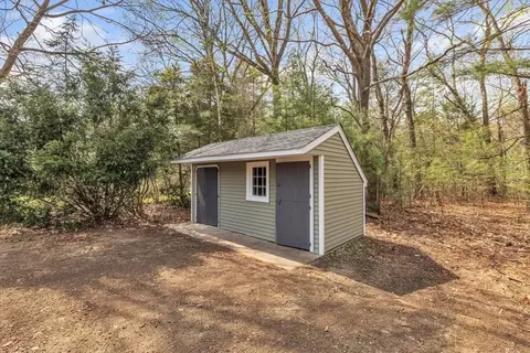13 Sterling Dr, Easthampton, MA 01027 photo 32