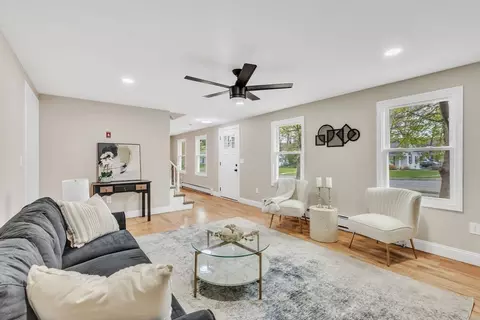 13 Sterling Dr, Easthampton, MA 01027 photo 5