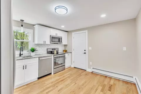 13 Sterling Dr, Easthampton, MA 01027 photo 10