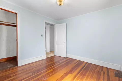 Bedroom - 77 Coolidge Ave, Weymouth, MA 02188 photo 6 of 7