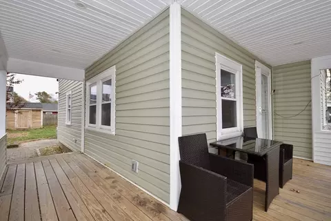 Exterior - 21 Highland Bay Dr, Wareham, MA 02571 photo 3 of 5