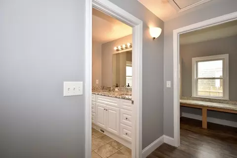 Entry Way - 21 Highland Bay Dr, Wareham, MA 02571 photo 1 of 1