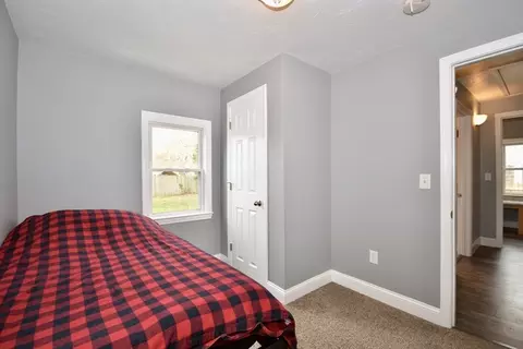 Bedroom - 21 Highland Bay Dr, Wareham, MA 02571 photo 1 of 1