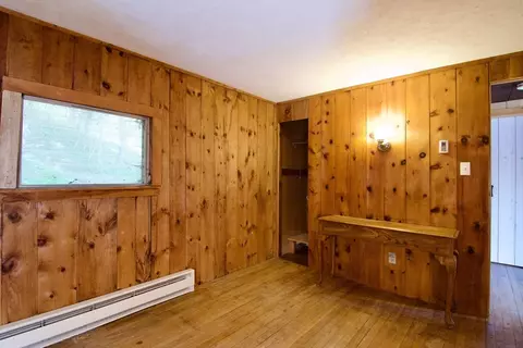 Bedroom - 244 Baker Rd, Shutesbury, MA 01072 photo 5 of 6